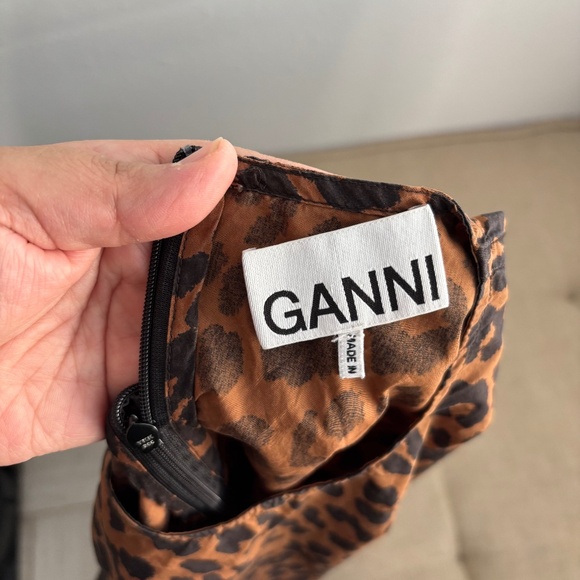 GANNI Leopard PrintCotton Poplin Blouse - Picture 2 of 7